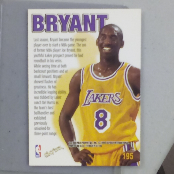 Kobe bryant card - Picture 2 of 3